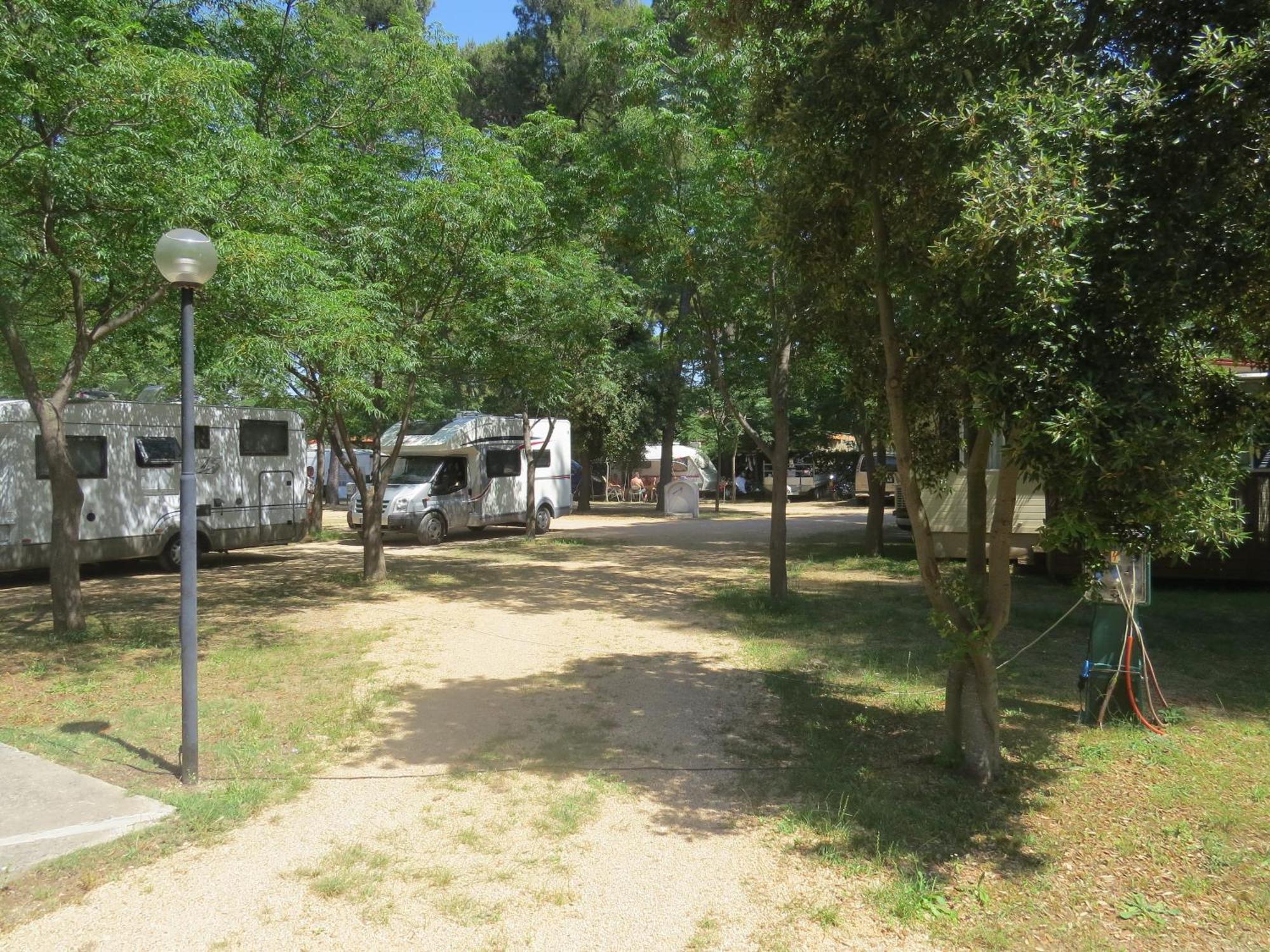 Camping Mia Bungalow & Mobile Home Biograd Na Moru Exterior photo