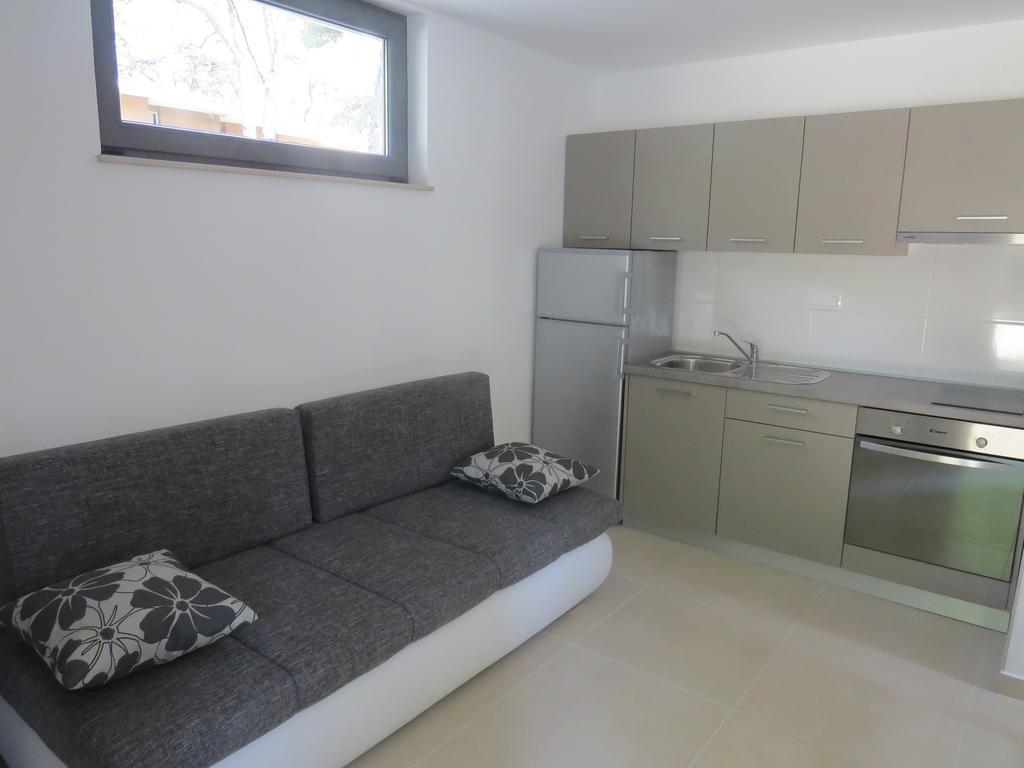Camping Mia Bungalow & Mobile Home Biograd Na Moru Room photo