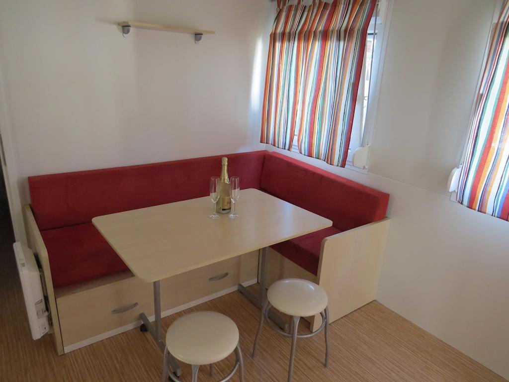 Camping Mia Bungalow & Mobile Home Biograd Na Moru Exterior photo