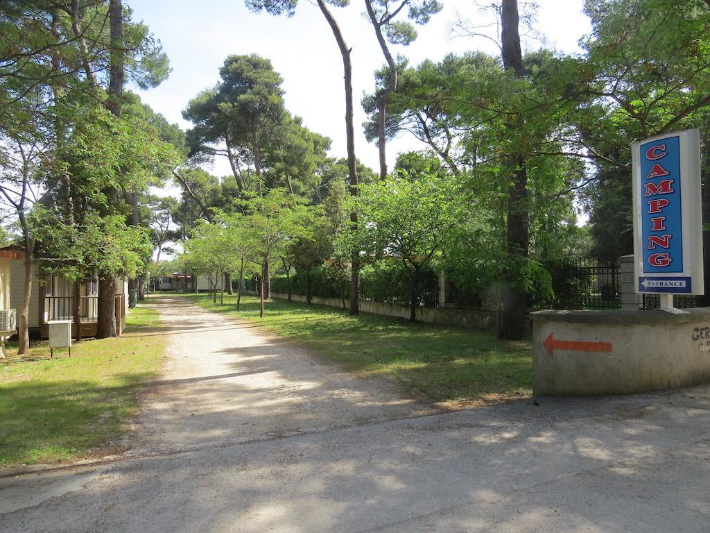 Camping Mia Bungalow & Mobile Home Biograd Na Moru Exterior photo